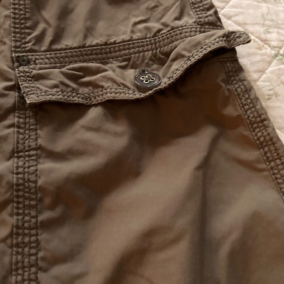 Part Two utility cargo style multiple pockets and zippers- new or like new - Picture 3 of 14